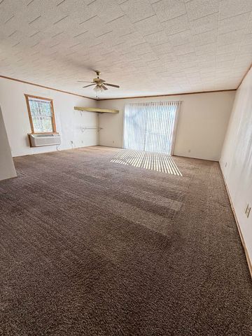 2641 Amos, Longview, TX 75602