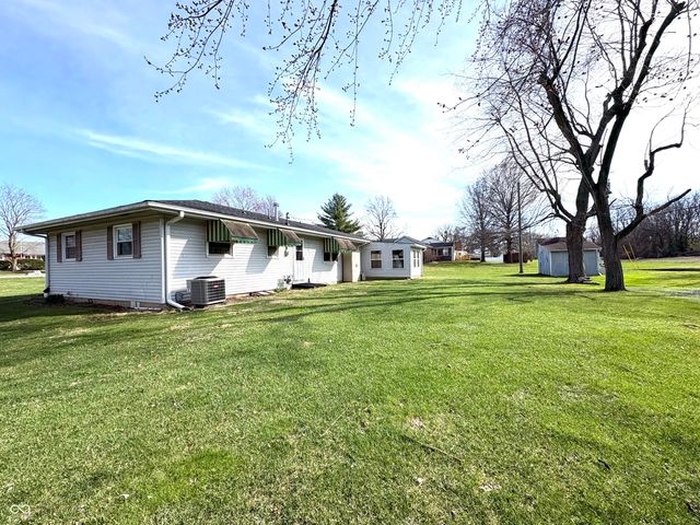 153 N Pleasant Run, Crawfordsville, IN 47933