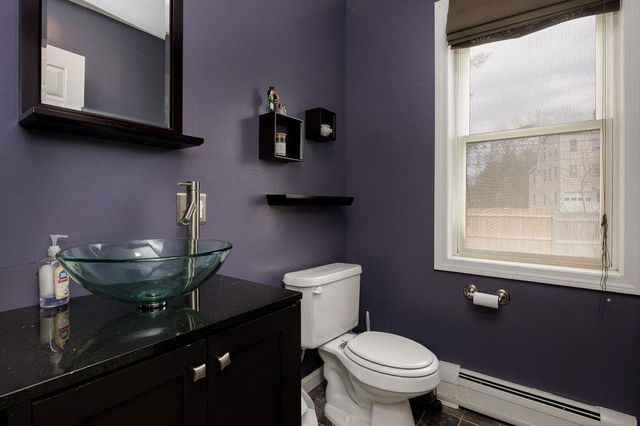 44 Acorn Street, Hartford, VT 05001