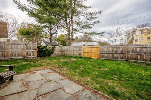 44 Acorn Street, Hartford, VT 05001