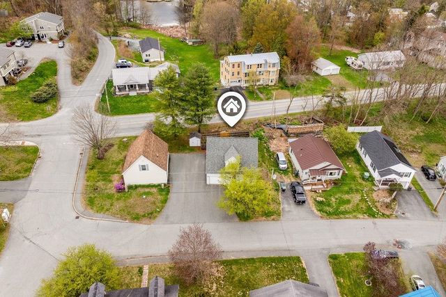 44 Acorn Street, Hartford, VT 05001
