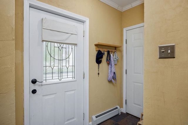 44 Acorn Street, Hartford, VT 05001