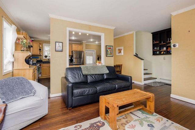44 Acorn Street, Hartford, VT 05001