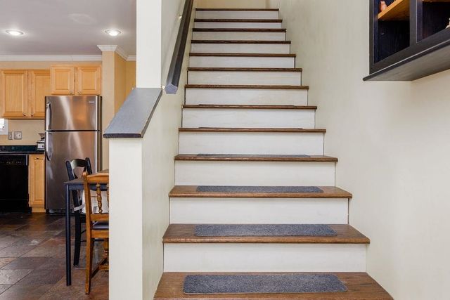 44 Acorn Street, Hartford, VT 05001