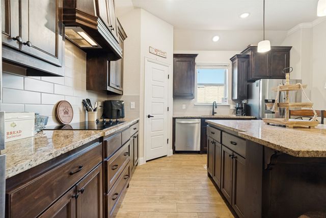 512 Sagebrush Court, Aledo, TX 76008