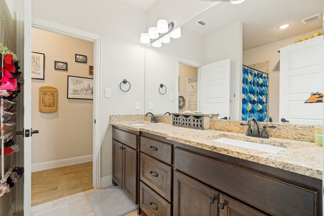 512 Sagebrush Court, Aledo, TX 76008