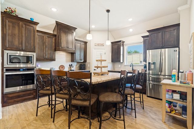 512 Sagebrush Court, Aledo, TX 76008