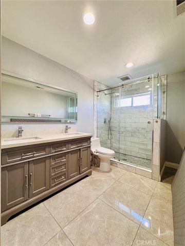 1413 W Moore, Santa Ana, CA 92704