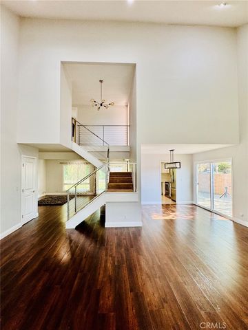 1413 W Moore, Santa Ana, CA 92704