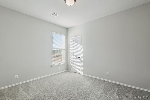 2721 S 8th Street, Broken Arrow, OK 74012