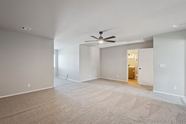 2721 S 8th Street, Broken Arrow, OK 74012