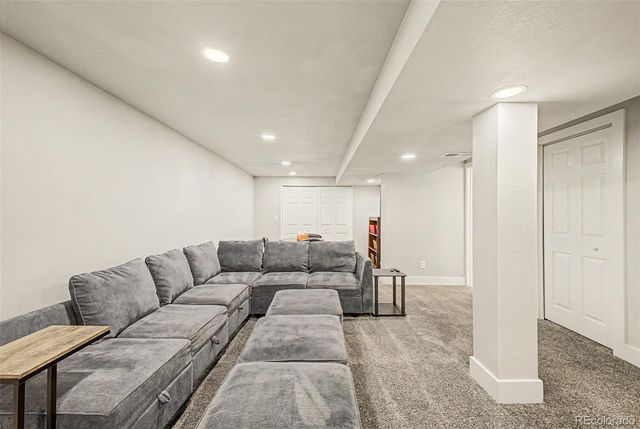 8350 S Upham Way, Littleton, CO 80128