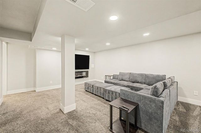 8350 S Upham Way, Littleton, CO 80128
