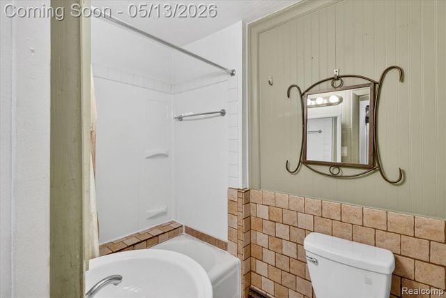 50 Clarence Street, Belleville, MI 48111