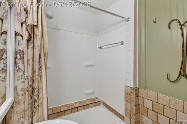50 Clarence Street, Belleville, MI 48111