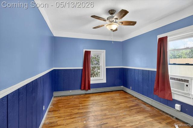 50 Clarence Street, Belleville, MI 48111