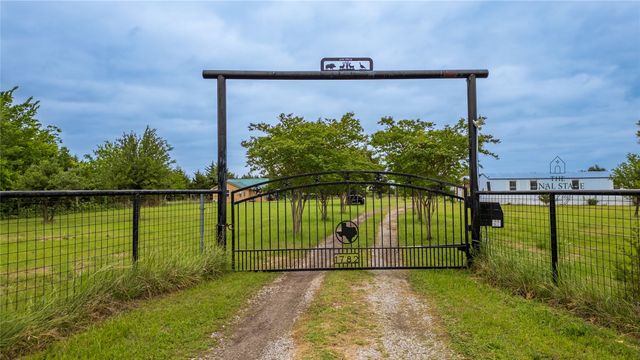 1782 Fm 1569, Greenville, TX 75401