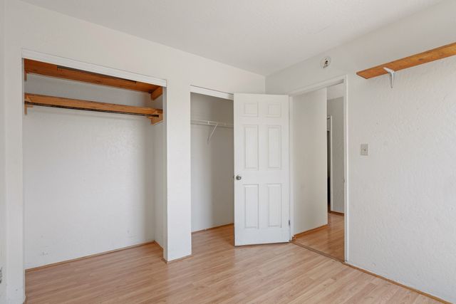 3913 Los Milagros Avenue, Santa Fe, NM 87507