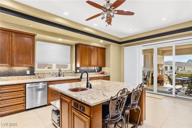 9145 Tesoras Drive 401, Las Vegas, NV 89144