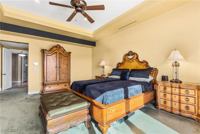 9145 Tesoras Drive 401, Las Vegas, NV 89144