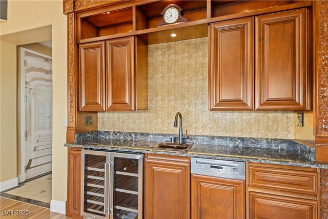 9145 Tesoras Drive 401, Las Vegas, NV 89144