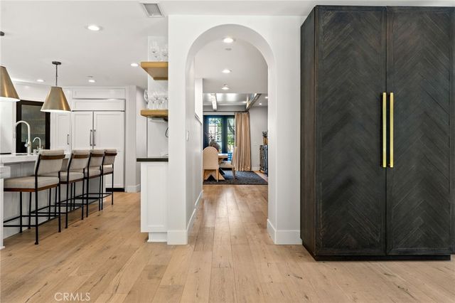 1807 Newport Hills E, Newport Beach, CA 92660