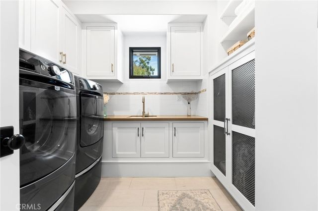 1807 Newport Hills E, Newport Beach, CA 92660