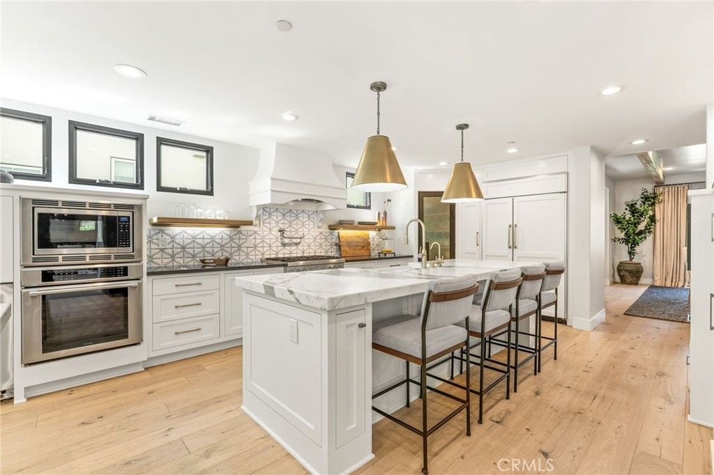 Image 11 of property listing at 1807 Newport Hills E, Newport Beach, CA 92660