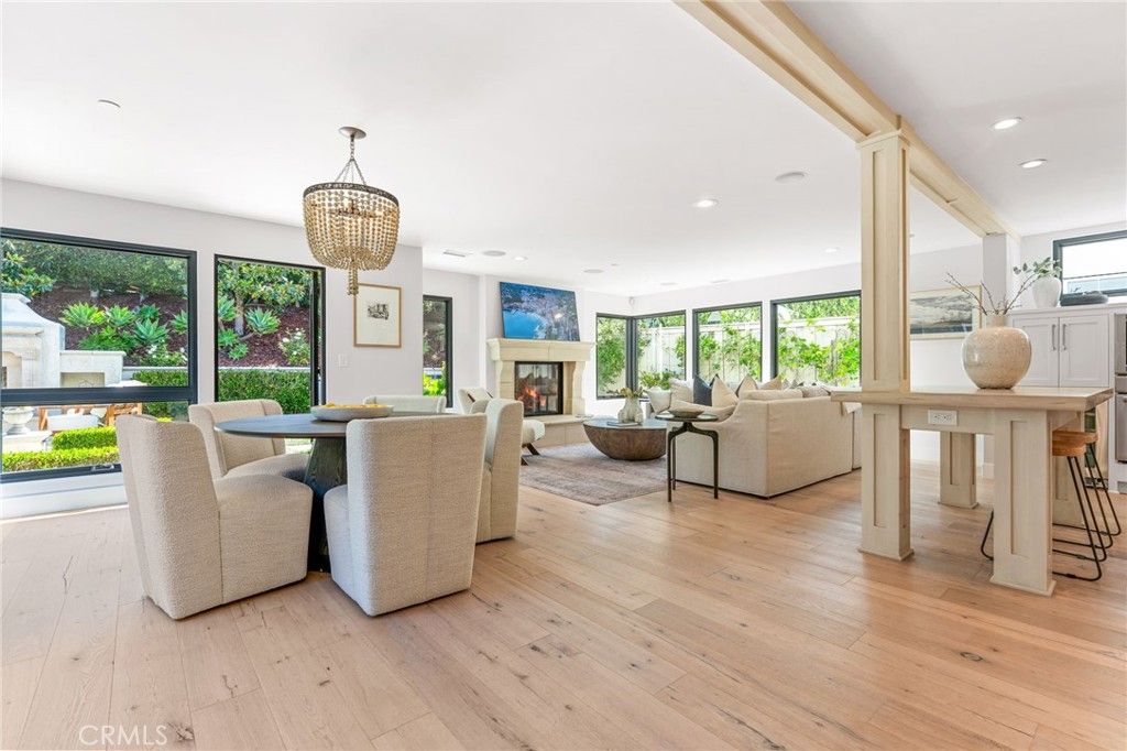Image 14 of property listing at 1807 Newport Hills E, Newport Beach, CA 92660