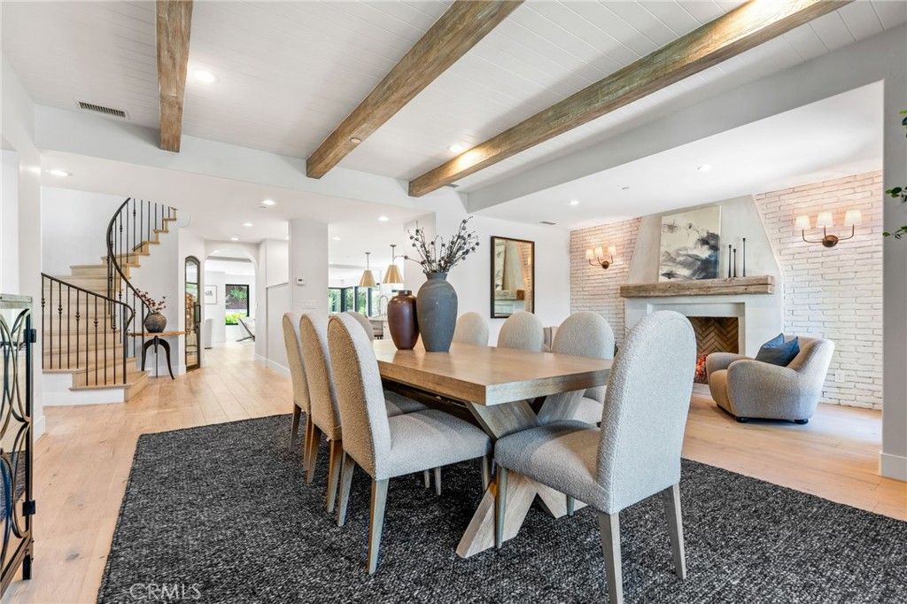 Image 3 of property listing at 1807 Newport Hills E, Newport Beach, CA 92660