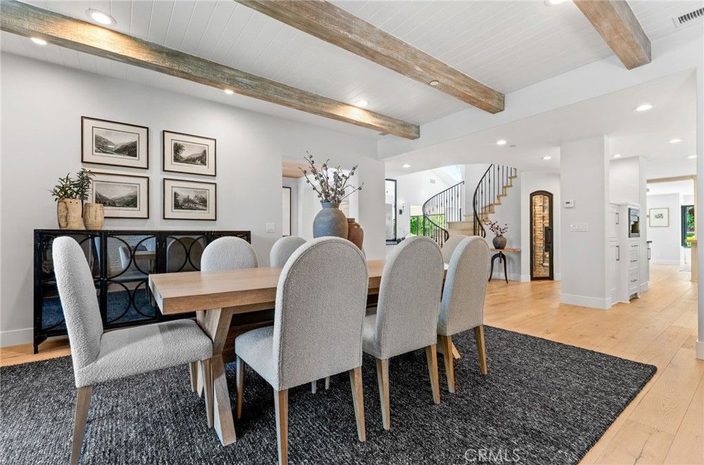 Image 4 of property listing at 1807 Newport Hills E, Newport Beach, CA 92660