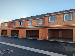 775 N PHEASANTBROOK DR, Centerville, UT 84014