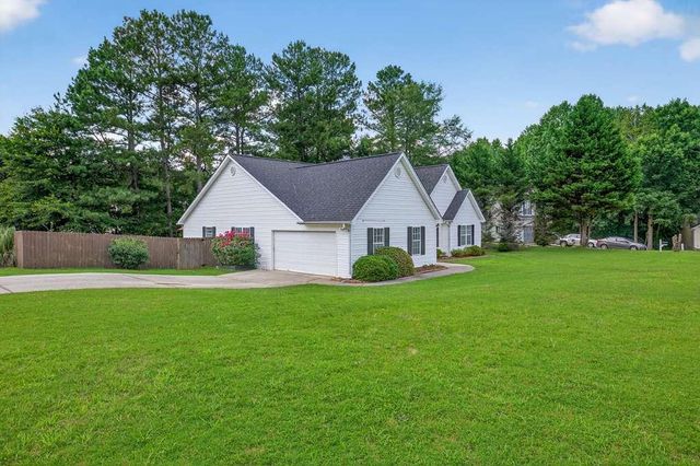 734 Evergreen Drive, Winder, GA 30680