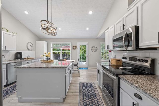 734 Evergreen Drive, Winder, GA 30680