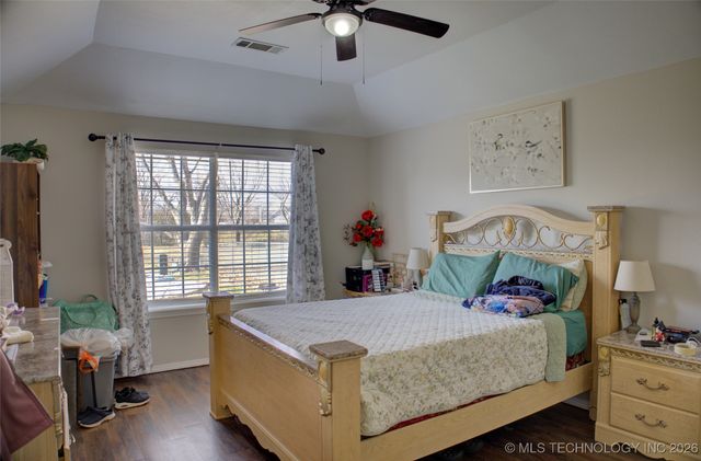 11610 N 109th Place E, Collinsville, OK 74021