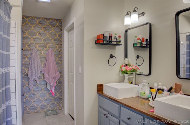 11610 N 109th Place E, Collinsville, OK 74021