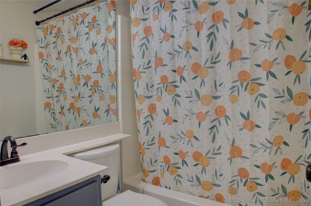 11610 N 109th Place E, Collinsville, OK 74021