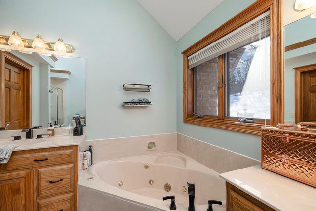 11755 N Farm Road 177, Fair Grove, MO 65648