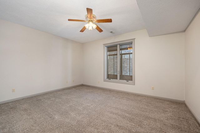 11755 N Farm Road 177, Fair Grove, MO 65648