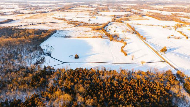 11755 N Farm Road 177, Fair Grove, MO 65648