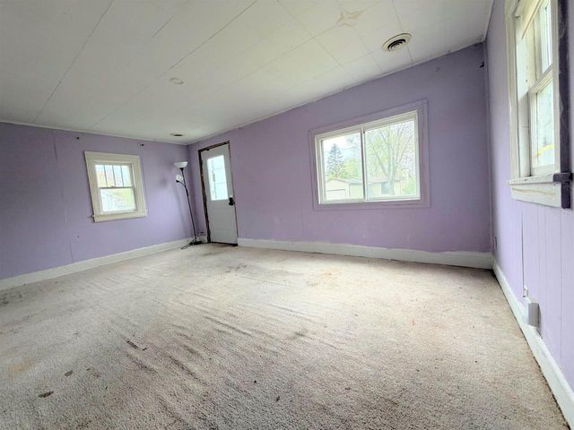 643 JACKSON STREET, Neenah, WI 54956