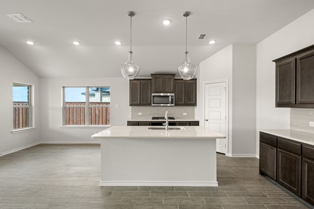 737 Scarlet Sage, Waxahachie, TX 75165