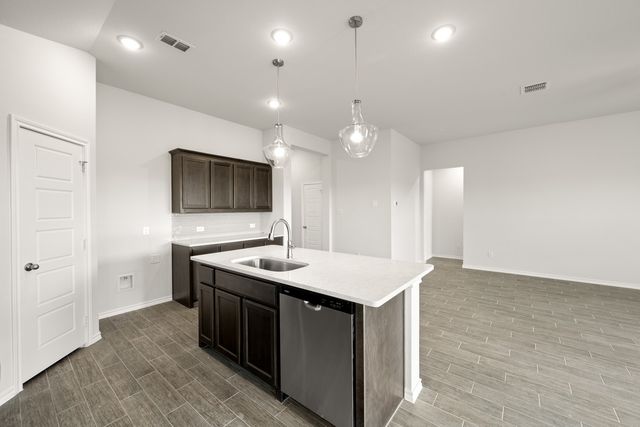 737 Scarlet Sage, Waxahachie, TX 75165