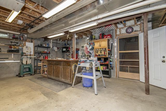 12240 W Van Norman COURT, Greenfield, WI 53228