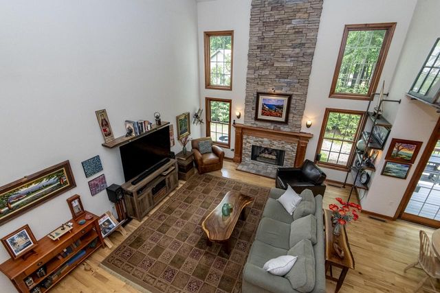 12240 W Van Norman COURT, Greenfield, WI 53228