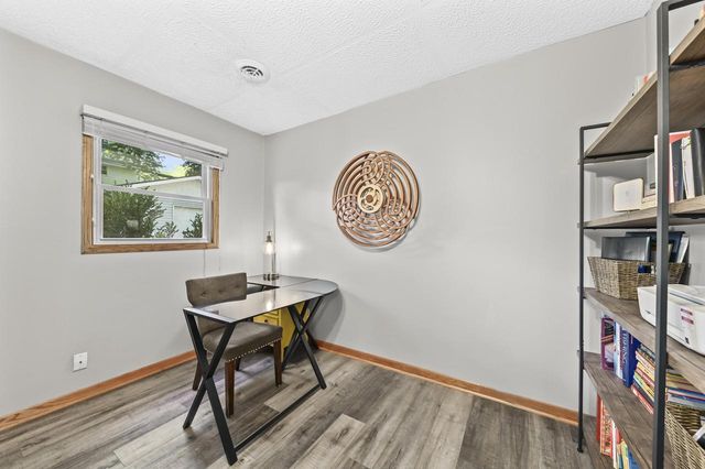 2115 Oaklawn AVENUE, Waukesha, WI 53188