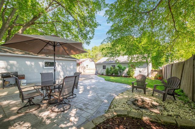 2115 Oaklawn AVENUE, Waukesha, WI 53188