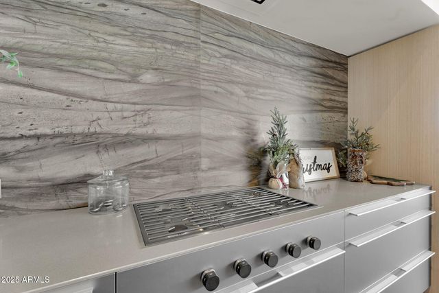 6321 E PHOENICIAN Boulevard 7, Scottsdale, AZ 85251