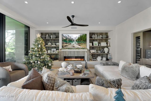 6321 E PHOENICIAN Boulevard 7, Scottsdale, AZ 85251