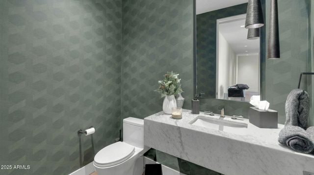 6321 E PHOENICIAN Boulevard 7, Scottsdale, AZ 85251